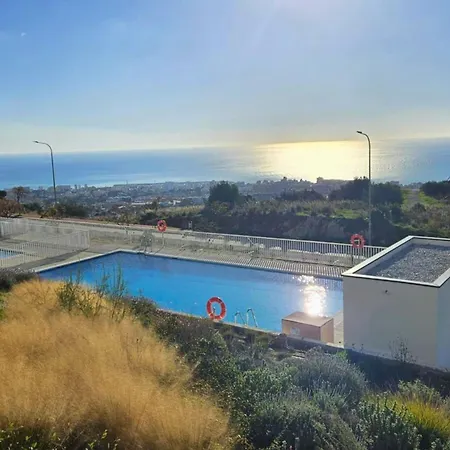 Apartment Magnificent Flat With Sea View And Swimming Pool Benalmadena