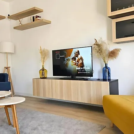 Magnificent Flat With Sea View And Swimming Pool Benalmadena