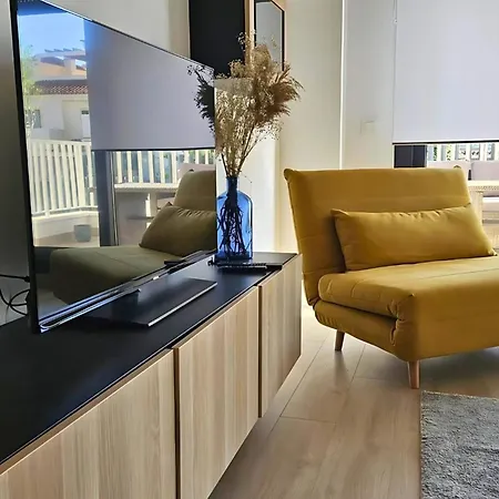 Apartment Magnificent Flat With Sea View And Swimming Pool