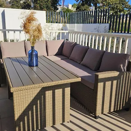 Magnificent Flat With Sea View And Swimming Pool Apartment *